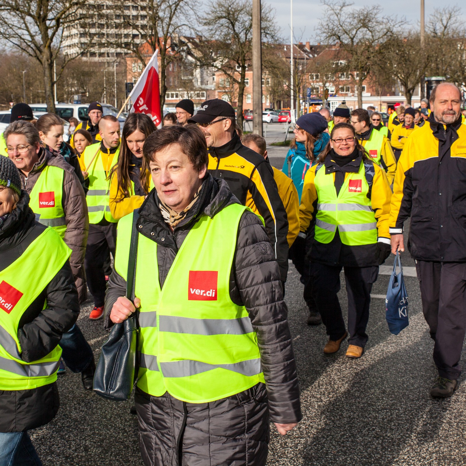 Warnstreik Post AG in Kiel