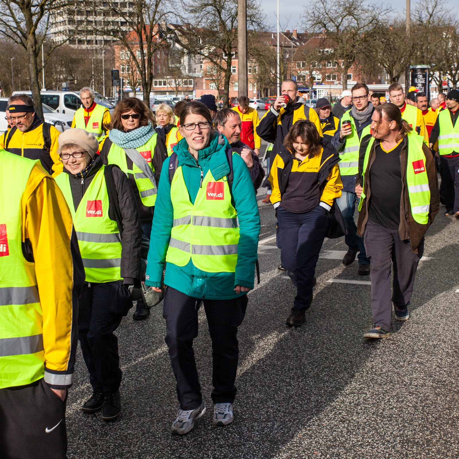 Warnstreik Post AG in Kiel