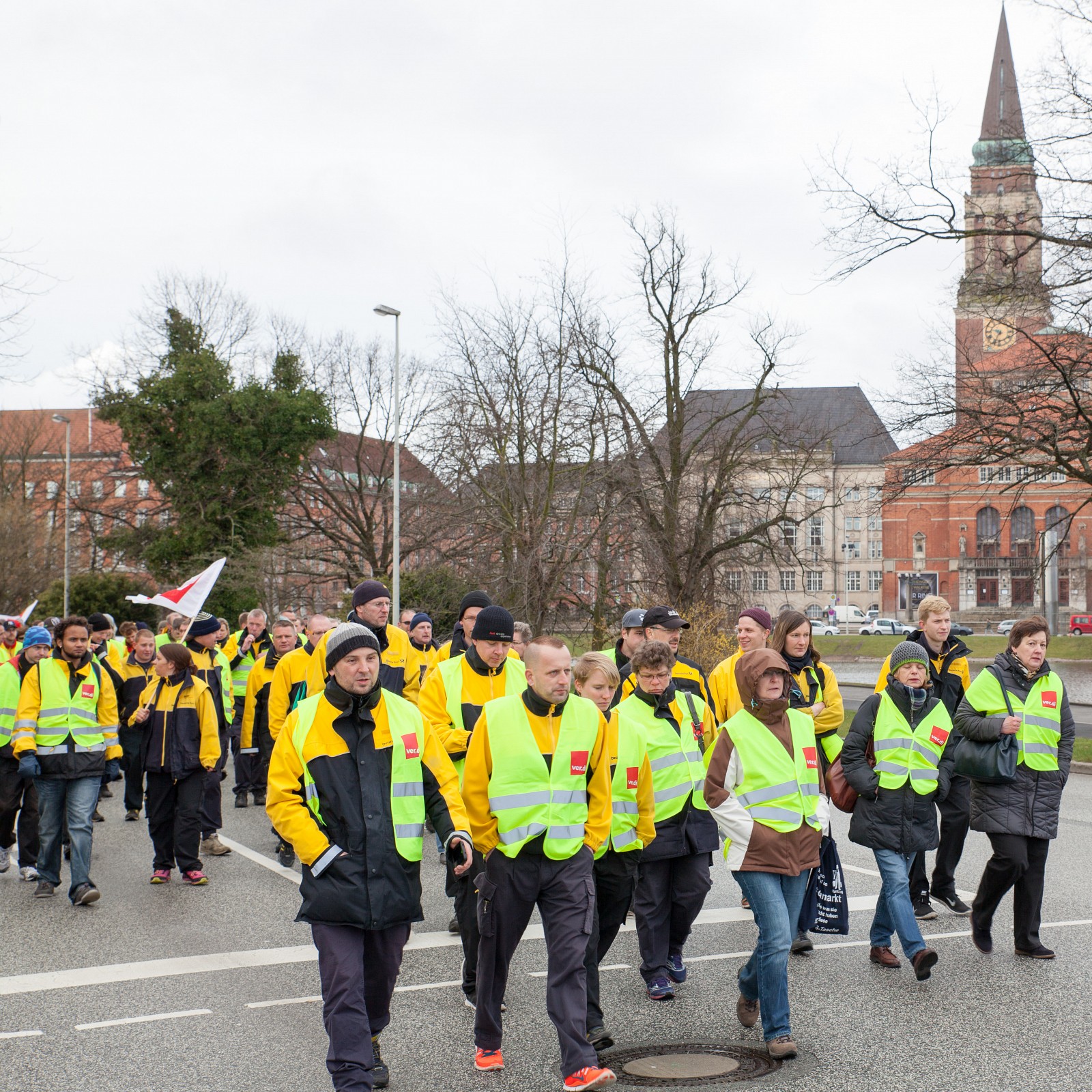 Warnstreik Post AG in Kiel