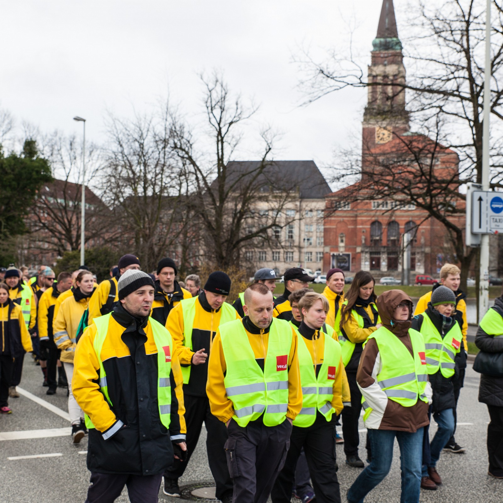 Warnstreik Post AG in Kiel