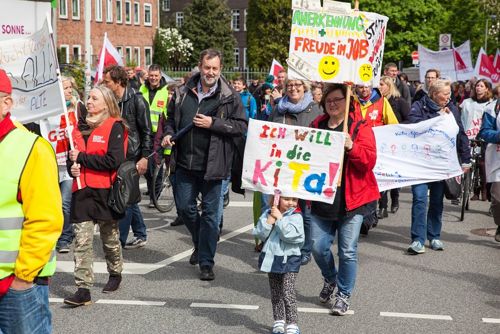 Demonstration der Sozial- und Erziehungsdienste mit den KollegIn