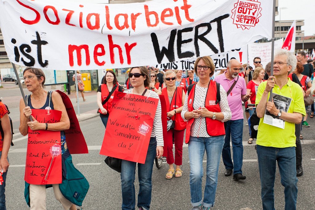 Demonstration für die Sozial- und Erziehungsdienste in Hannover