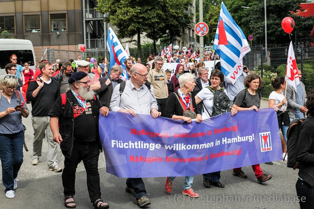 VVN-BdA auf der Großdemonstration in Hamburg gegen den G20 Gipfel