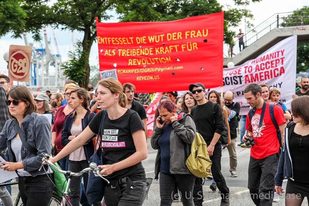 Woman#s March in St. Pauli