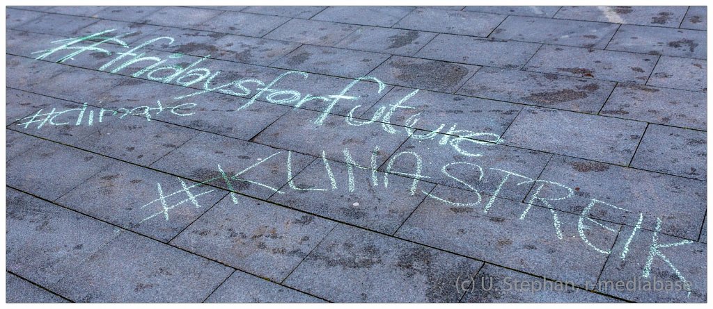 Schulstreik f?r das Klima in Kiel vor dem Landeshaus
