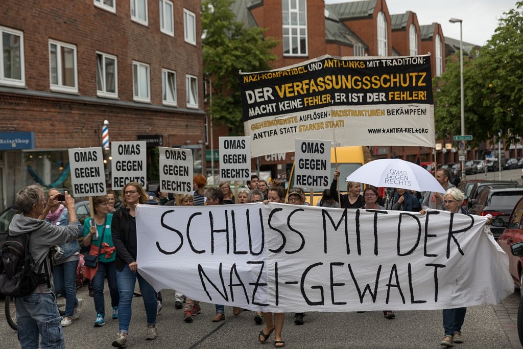 Keine Toleranz für Nazis und Rassisten - Rechte Terrornetzwerke